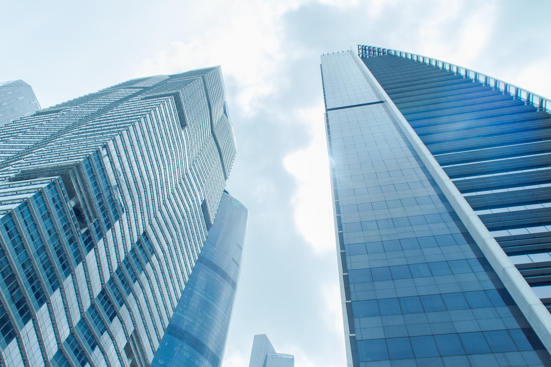 中關(guān)村科技園區(qū)豐臺(tái)園黨工委副書(shū)記、管委會(huì)主任張俊峰一行調(diào)研中建材信息